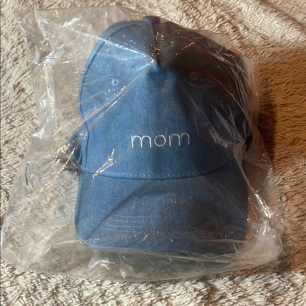 Mom and mini hat matching set NEW